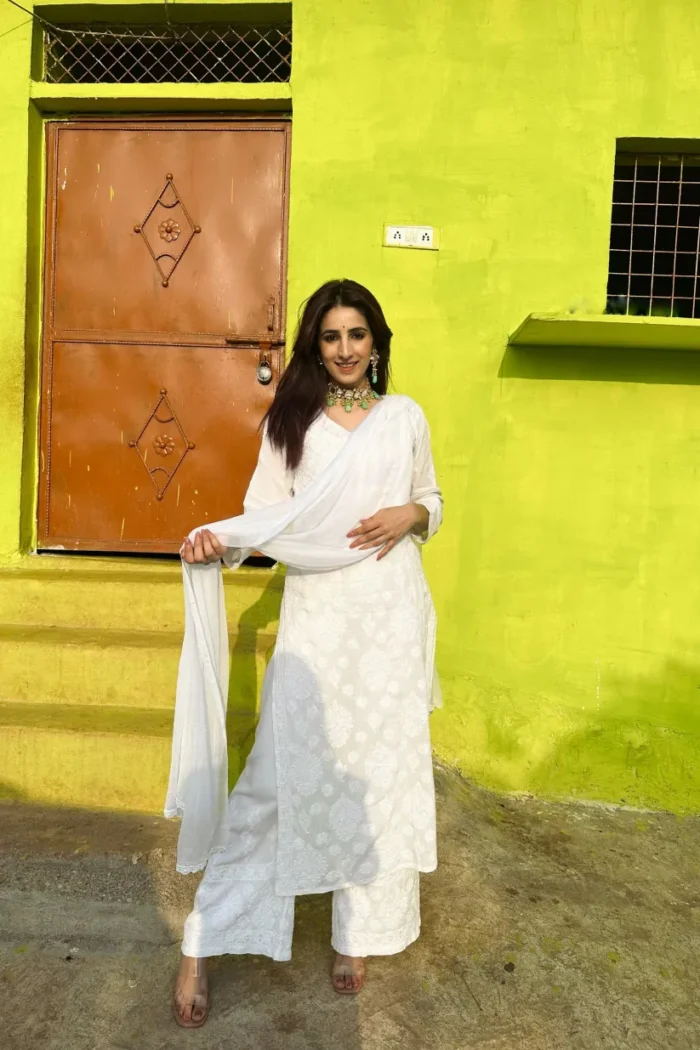 White Kurti