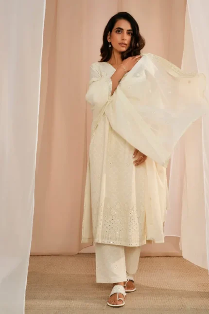 White Kurti