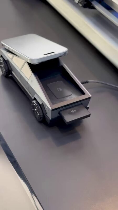 Cybertruck Design Wireless Charging