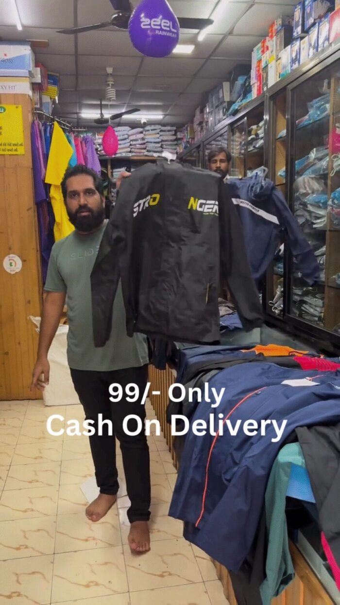 Men’s Lightweight Waterproof Rain Jacket